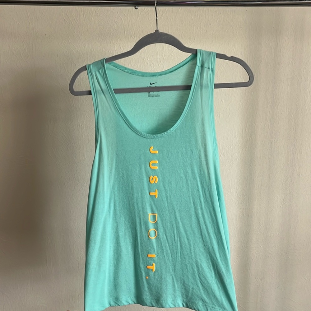 Nike dry fit Medium tank top